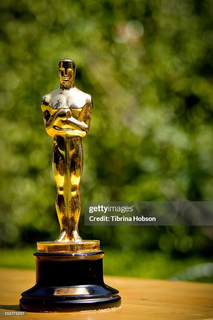 Nate D. Sanders Auctions Joan Crawford's Best Actress Oscar For "Mildred Pierce"