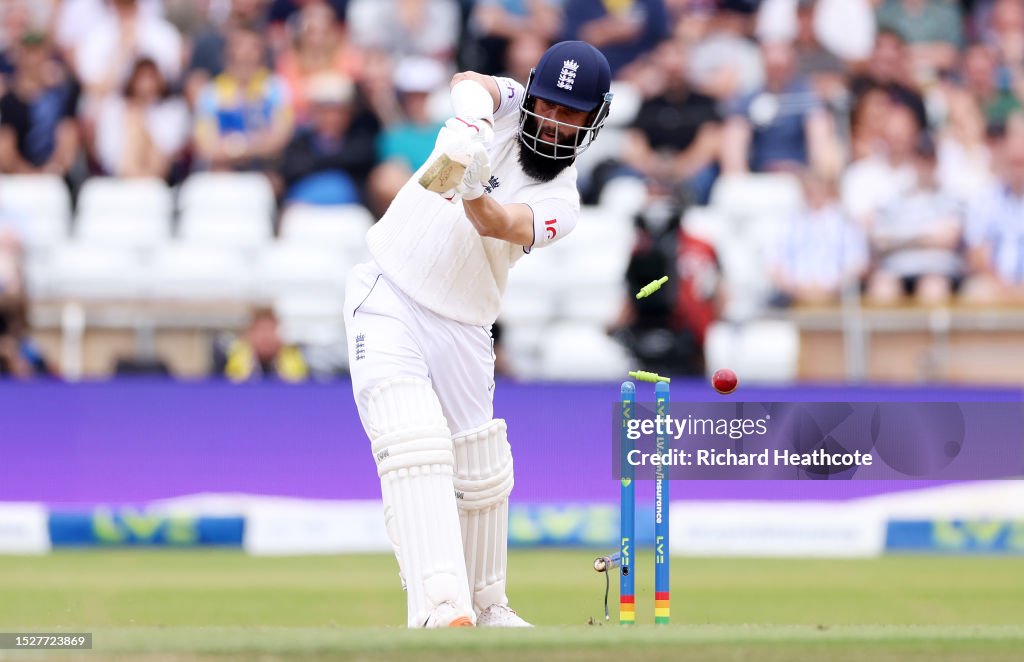 England v Australia - LV= Insurance Ashes 3rd Test Match: Day Four