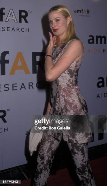 Lorri Bagley attends Boathouse Rock Benefit Auction on June 12, 2000 at Loeb Boathouse in New York City.