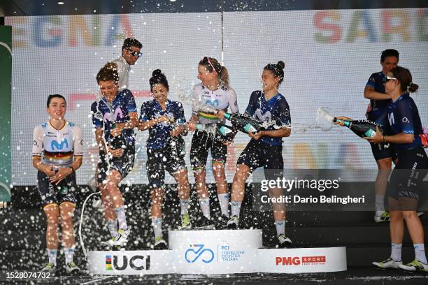 Annemiek Van Vleuten of The Netherlands - Pink Leader Jersey, Liane Lippert of Germany, Sheyla Gutiérrez of Spain, Aude Biannic of France, Sara...