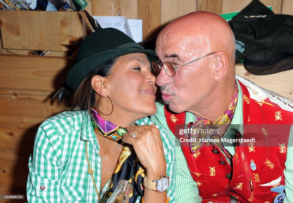 Don Retzer Otto Retzer and his wife Shirley Retzer attend the 'Radio Gong Wiesn ...