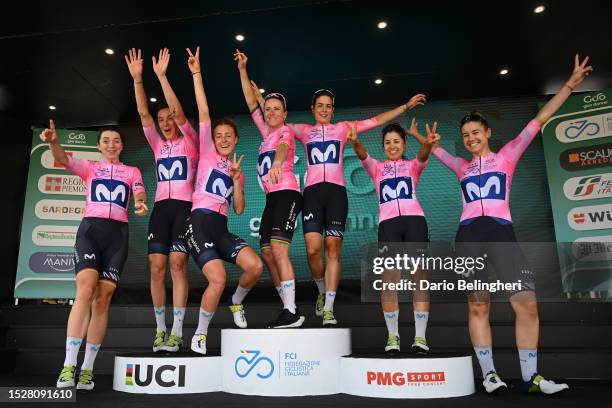 Annemiek Van Vleuten of The Netherlands - Pink Leader Jersey, Liane Lippert of Germany, Sheyla Gutiérrez of Spain, Aude Biannic of France, Sara...