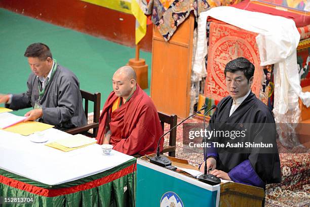 Prime Minister of the Tibetan Government in Exile Lobsang Sangay addresses during the Special General Meeting on September 25, 2012 in Dharamsala,...