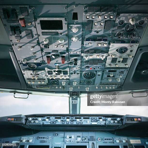 Small Cockpit Window 2,395 Cockpit Window Stock Photos, High-Res Pictures, and Images ...