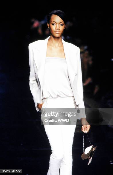 204 Mimi Roche Stock Photos, High-Res Pictures, and Images - Getty Images