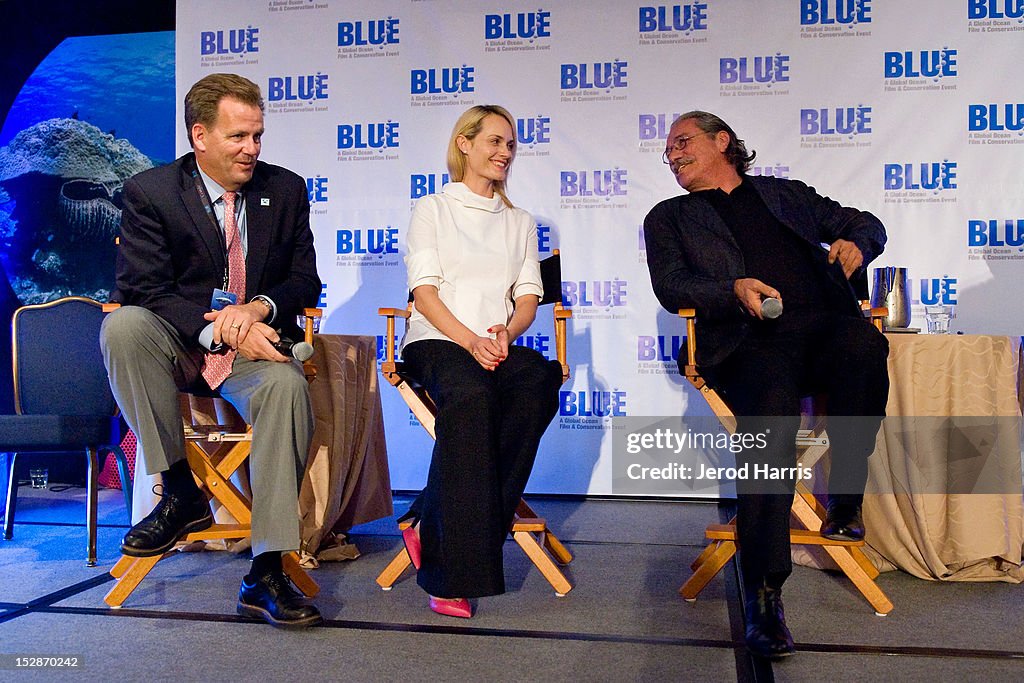 Amber Valletta Joins IFAW At The BLUE Ocean Film Festival To Help California Whales