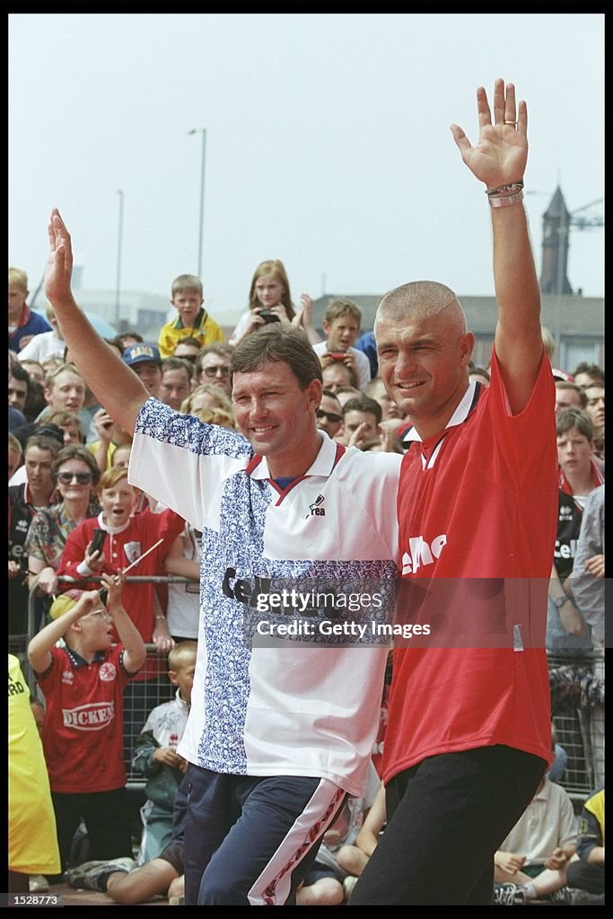A portrait of Fabrizio Ravenelli as he Signs for Middlesbrough and manager Bryan Robson