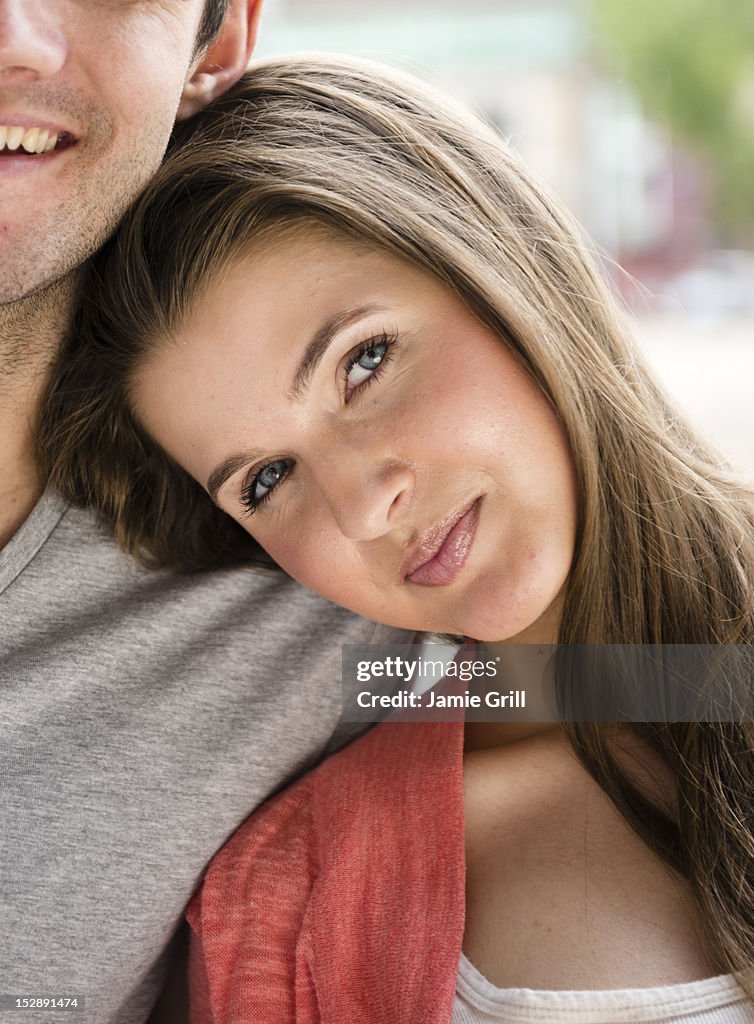 USA, New Jersey, Jersey City, portrait of young couple
