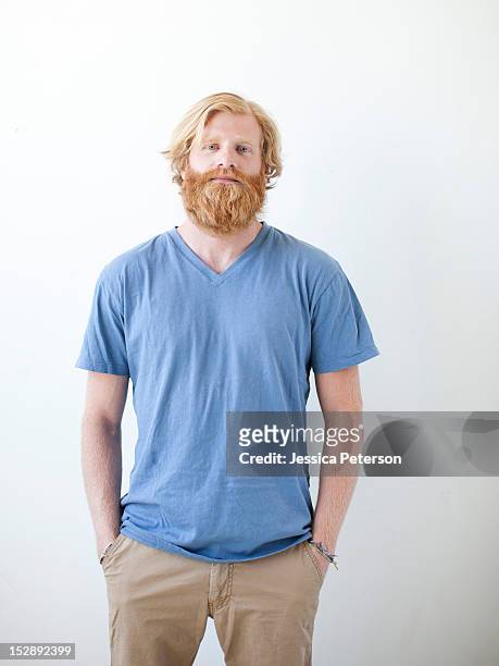 studio portrait of man with beard - three quarter length stock pictures, royalty-free photos & images