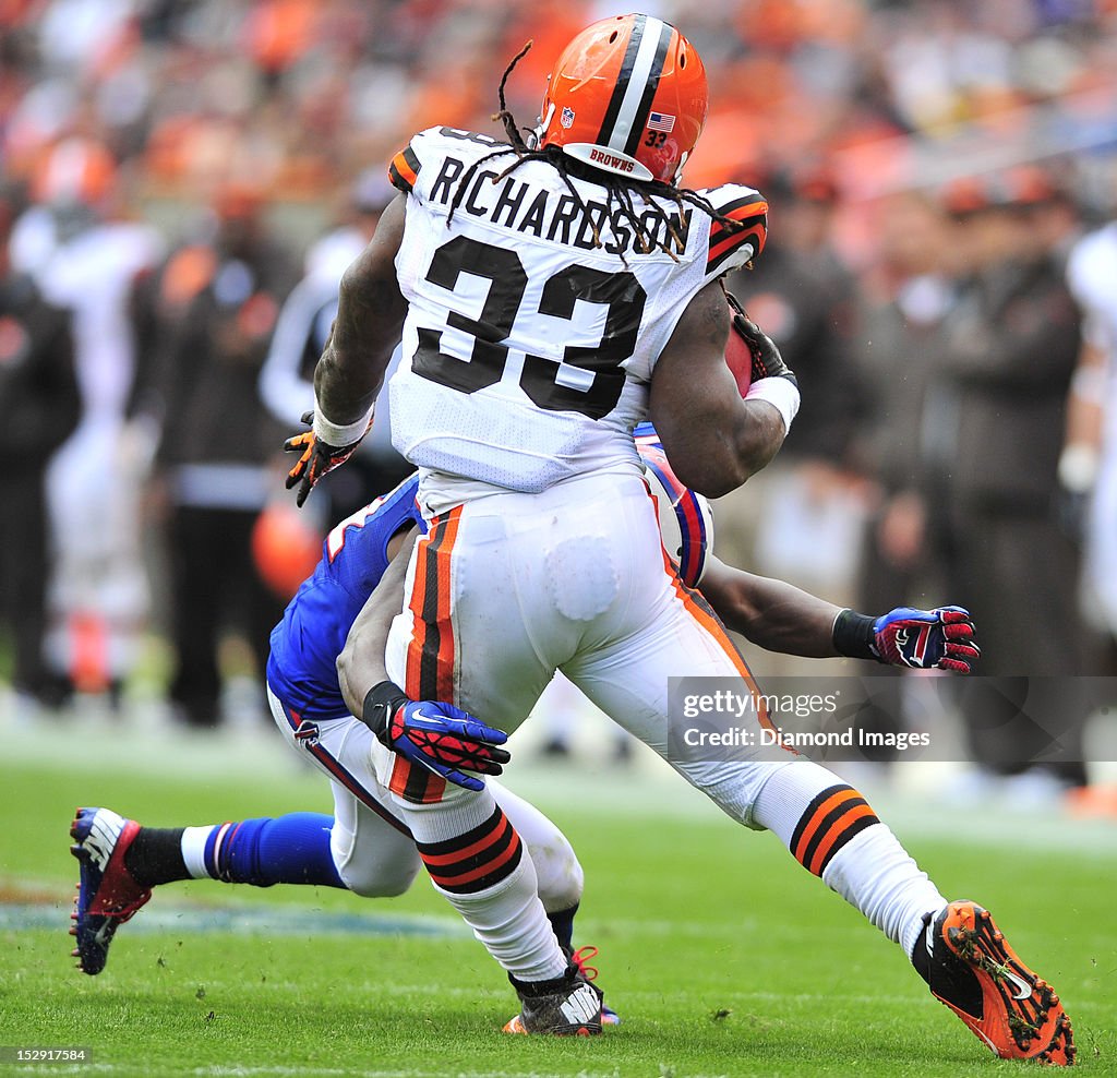 Cleveland Browns v Buffalo Bills 9-23-2012