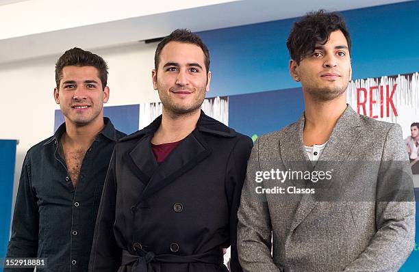 Julio Razek Julio Of Reik Photos and Premium High Res Pictures - Getty Images