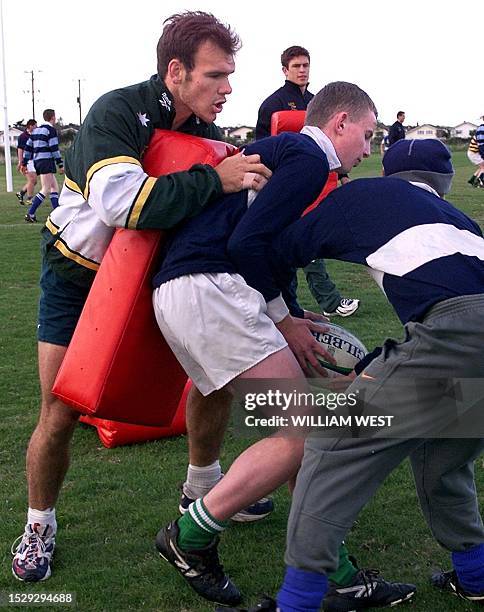 Nathan Grey Rugby 419 Nathan Grey Rugby Player Stock Photos, High-Res Pictures, and ...