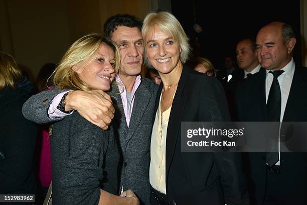 Sarah Poniatowski, Marc Lavoine and Vanessa Bruno attend the Vanessa Bruno: Front Row - Paris Fashion Week Womenswear Spring / Summer 2013 at the...