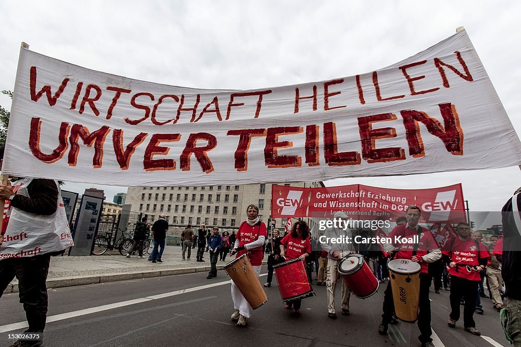 Activists Protest Gap Between Rich And Poor