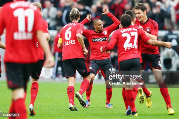 Sidney Sam of Leverkusen celebrates his team's second goal with team mates during the Bundesliga match between Bayer 04 Leverkusen and SpVgg Greuther...