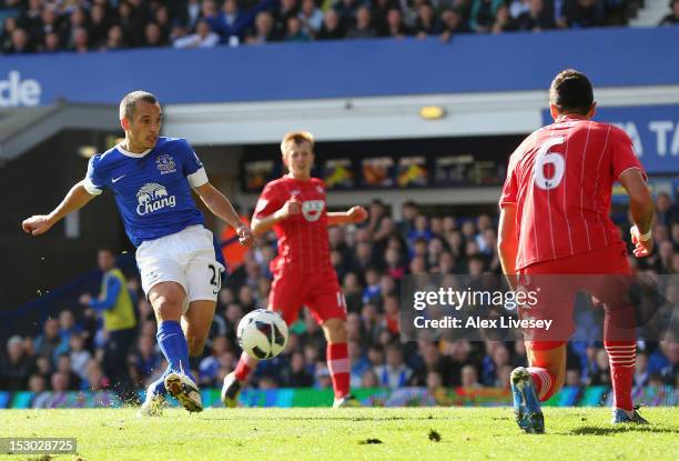 Leon Osman of Everton scores his goal during the Barclays Premier League match between Everton and Southampton at Goodison Park on September 29, 2012...