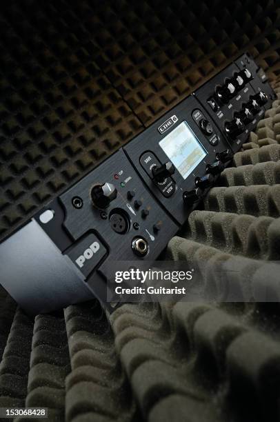 Line 6 Reverb Rack Mount 43 Rackmount Stock Photos, High-Res Pictures, and Images - Getty Images