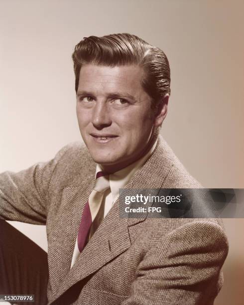 Gordon Rae 189 Gordon Mac Rae Stock Photos, High-Res Pictures, and Images - Getty ...