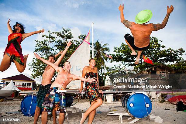 raft building on the beach. - ko lipe stock pictures, royalty-free photos & images