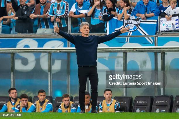 Head Coach Renato Gaúcho of Gremio gestures during Brasileirao 2023 match between Gremio and Botafogo at Arena do Gremio on July 9, 2023 in Porto...
