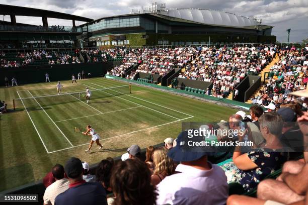 General view during the Mixed Doubles second round match between Jamie Murray of Great Britain and Taylor Townsend of United States and Marcelo...