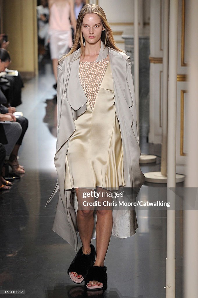 Celine - Runway RTW - Spring 2013 - Paris Fashion Week