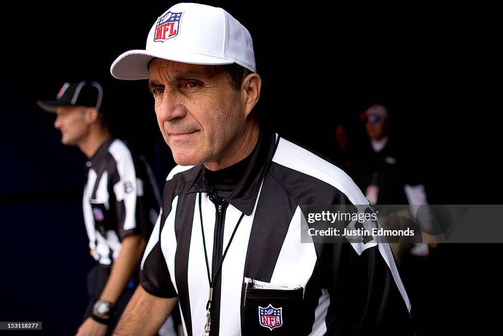 Oakland Raiders v Denver Broncos