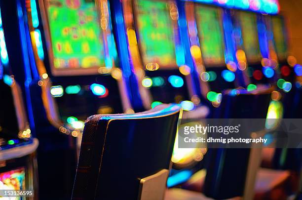 gambling - slot machine 個照片及圖片檔