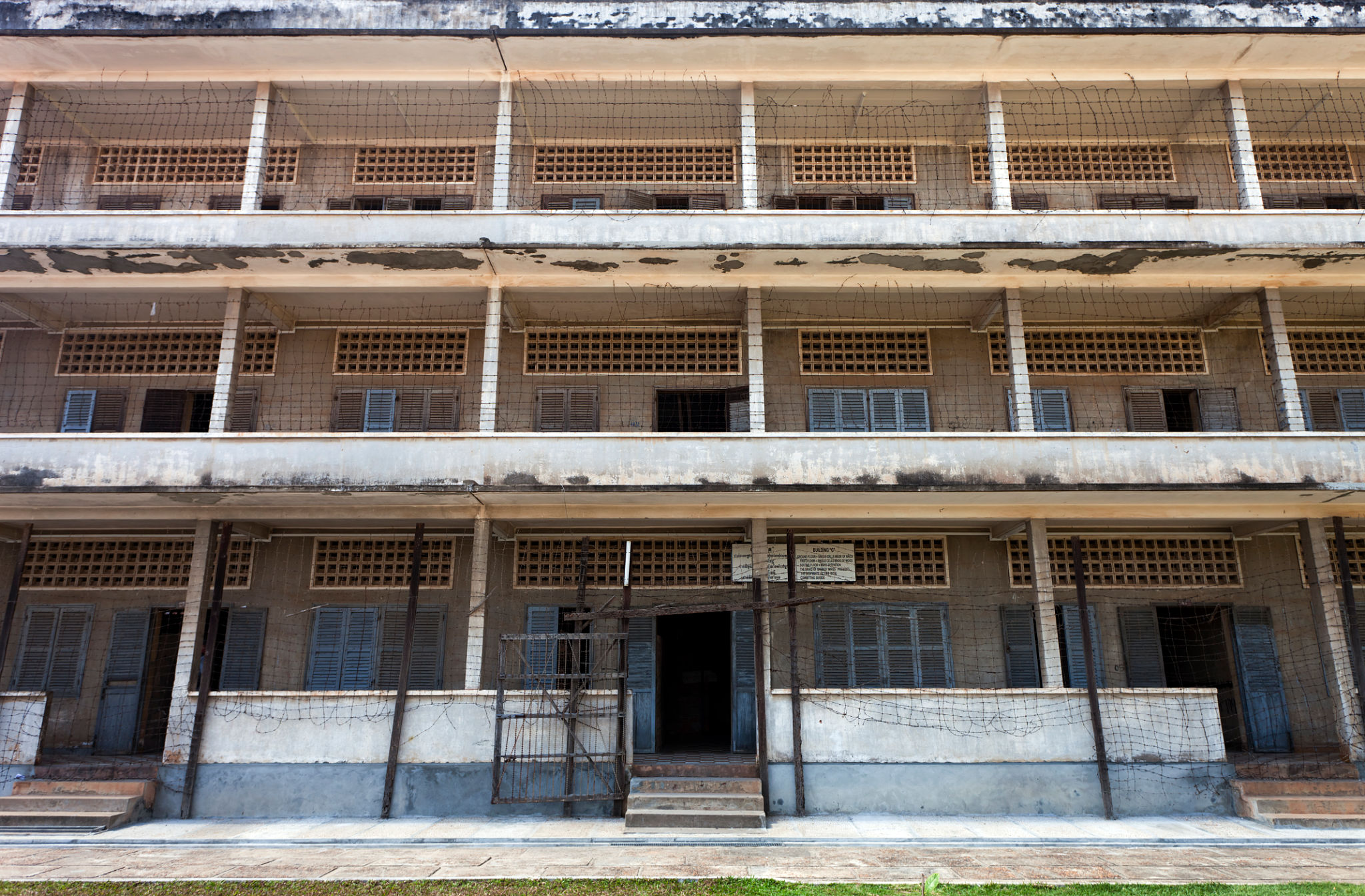 tuol sleng prison