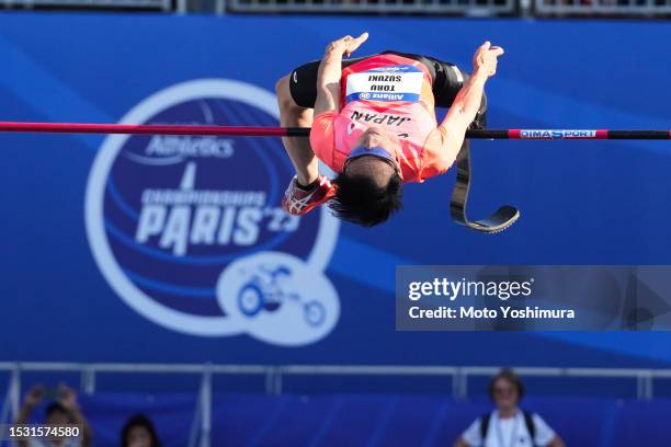 Toru Suzuki of team Japan in the Men's High Jump T64 during day three of the World Para Athletics Championships Paris 2023 at Stade Charlety on July...