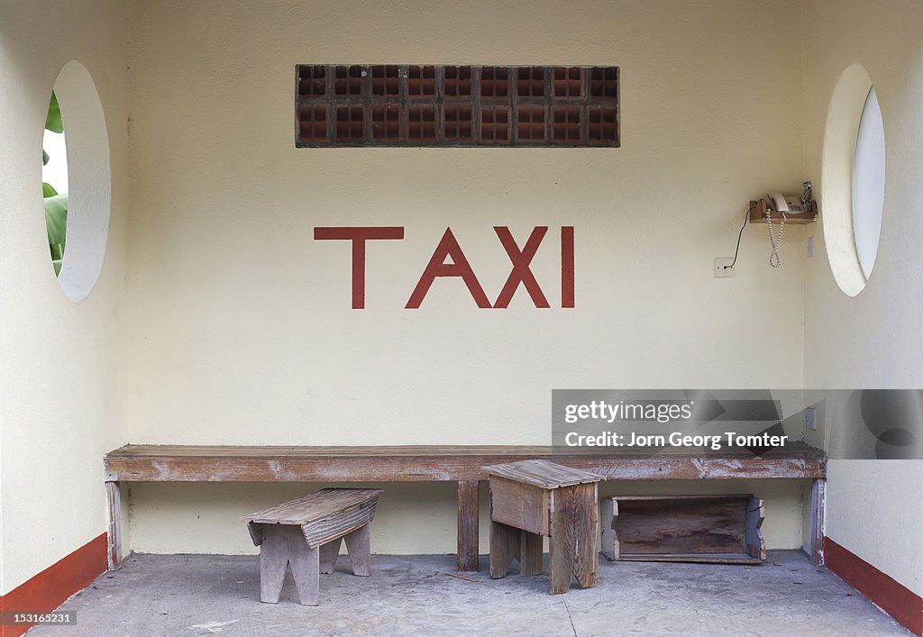 Taxi waiting stop