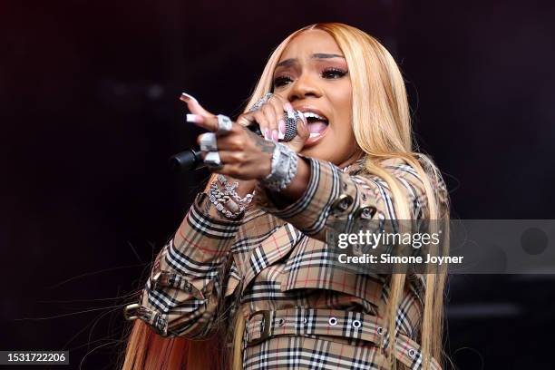 GloRilla performs live on stage during day three of Wireless Festival 2023 at Finsbury Park on July 09, 2023 in London, England.