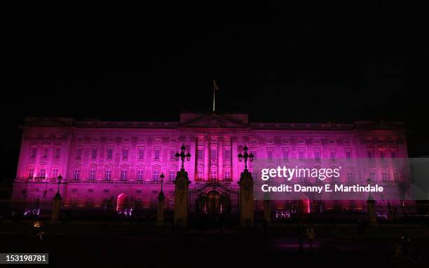 Pink Landmarks Turn London Landmarks Pink Photos and Premium High Res Pictures - Getty ...