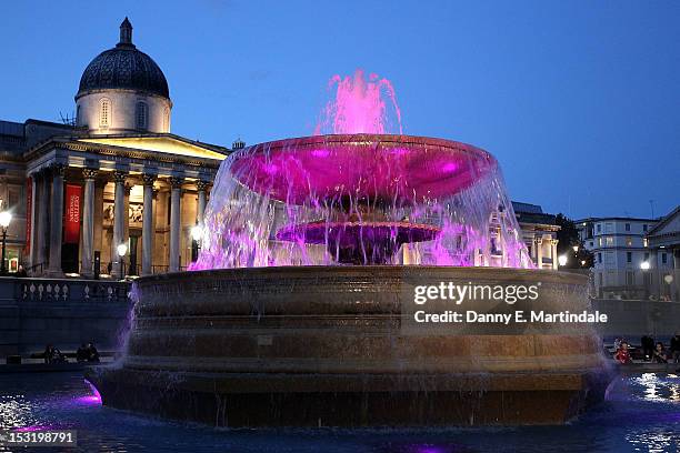 Pink Landmarks Turn London Landmarks Pink Photos and Premium High Res Pictures - Getty ...