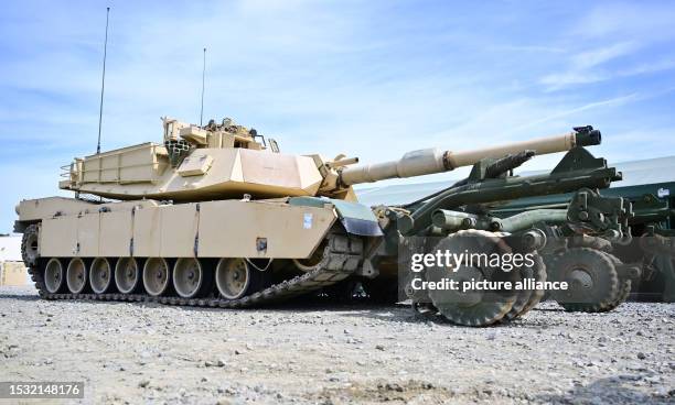 July 2023, Bavaria, Grafenwöhr: A U.S. Army M1A1 Abrams tank, photographed with mine roller mounted, as they will be delivered to Ukraine. In...