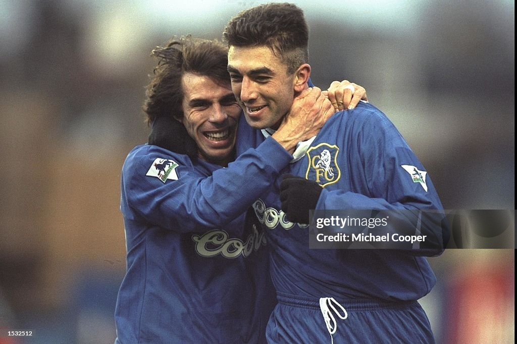 1 Jan 1997:  Gianfranco Zola and Roberto Di Matteo of Italy and Chelsea celebrate Di Matteo's goal a