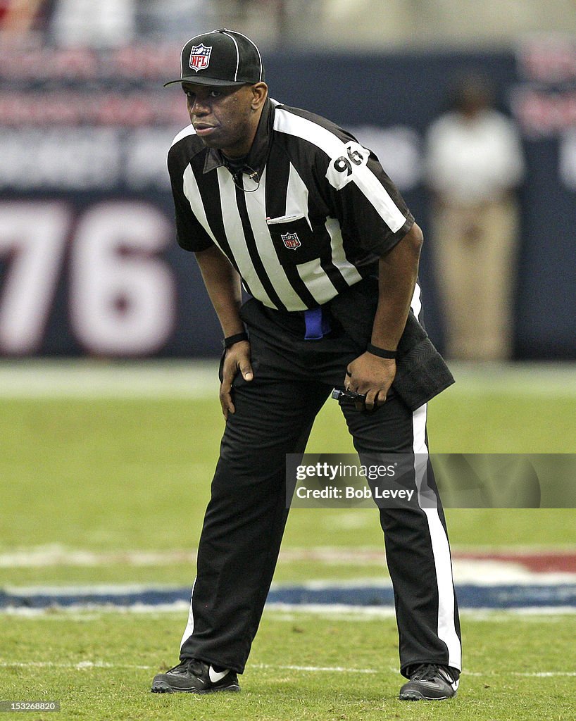 Tennessee Titans v Houston Texans