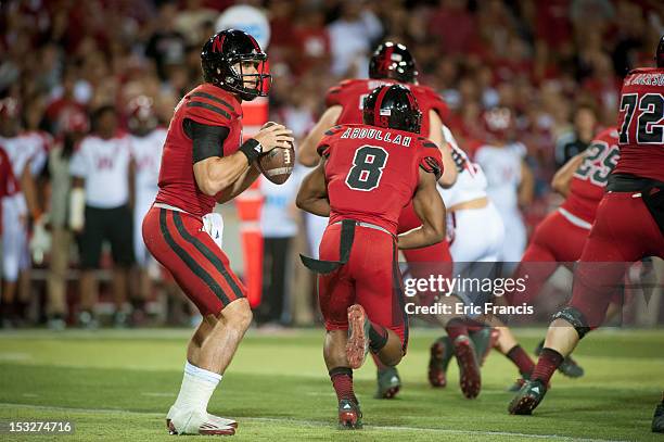 Quarterback Taylor Martinez of the Nebraska Cornhuskers reads the Wisconsin Badgers defense during their game at Memorial Stadium on September 29,...