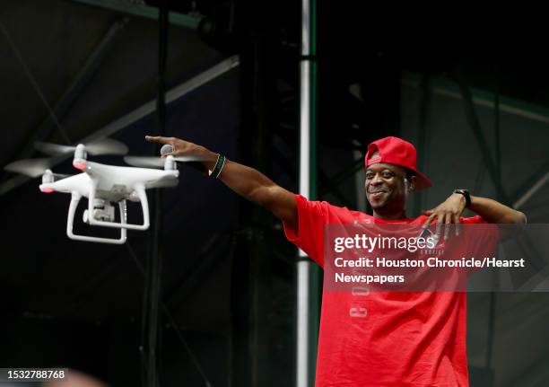 Devin Rapper 53 Devin The Dude Stock Photos, High-Res Pictures, and Images - Getty ...