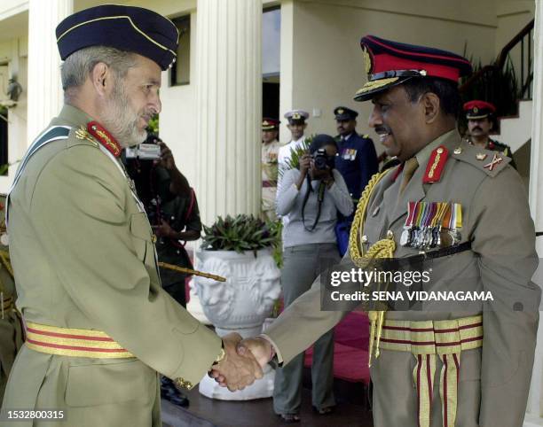 Aziz Rmy 45 General Aziz Khan Stock Photos, High-Res Pictures, and Images ...