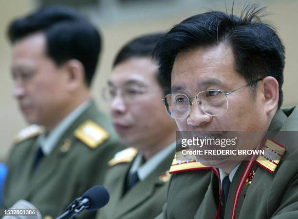 Zhang Yanling , head of the quarantined Severe Acute Respiratory Syndrome facility of Xiaotangshan hospital speaks, 07 May 2003, on the outskirts of...