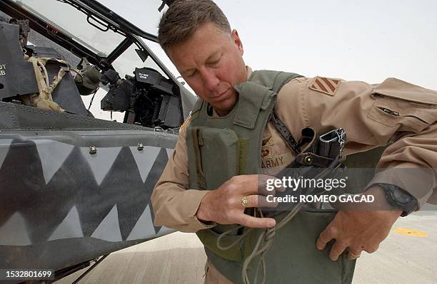 Colonel Randy Williams 34 Williams Army Airfield Stock Photos, High-Res Pictures, and Images ...