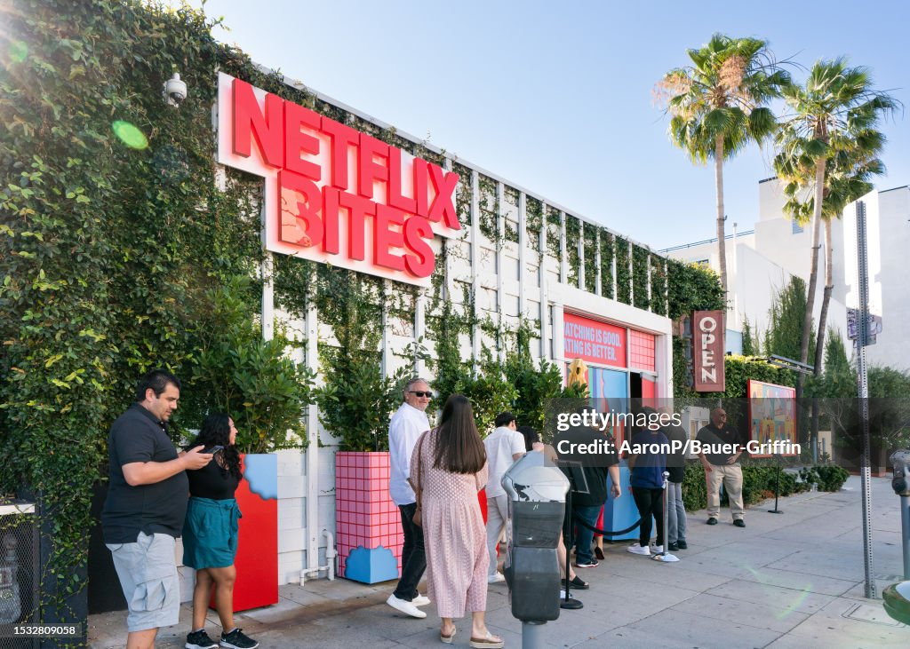 Hollywood Exteriors And Landmarks - 2023