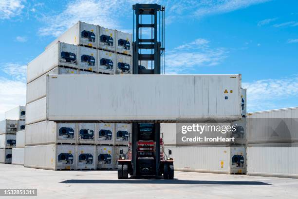 Reefer Container Header 825 Reefer Container Stock Photos, High-Res Pictures, and Images ...