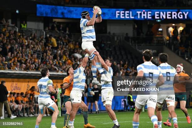 Argentina's Matias Alemanno wins the line out during the Rugby Championship match between Argentina and Australia at Commbank Stadium in Sydney on...