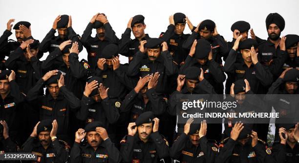 Nsg Commando Nsg Commandos Photos and Premium High Res Pictures - Getty Images