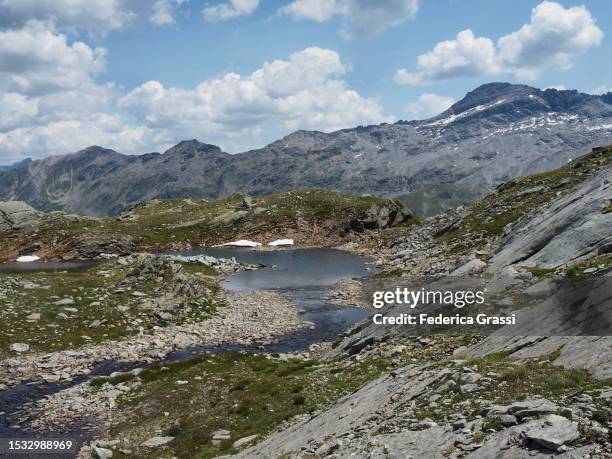 view of laghi ghiacciati del suretta in the rhaetian alps - viamala stock pictures, royalty-free photos & images