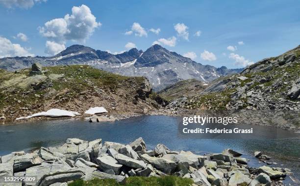 view of laghi ghiacciati del suretta in the rhaetian alps - viamala stock pictures, royalty-free photos & images