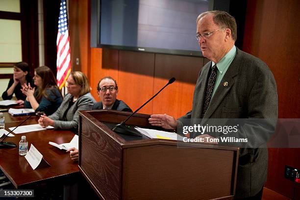 Sam Farr 53 Simon Shelton Stock Photos, High-Res Pictures, and Images - Getty Images
