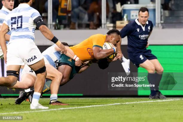 Samu Kerevi of Wallabies scores a try during the Rugby Championship match between Australia and Argentina at CommBank Stadium on July 15, 2023 in...
